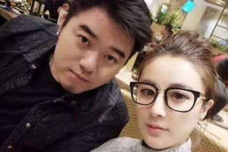 薇娅老公丁海峰资料介绍 相恋17年,经历破产还依旧相爱如初!