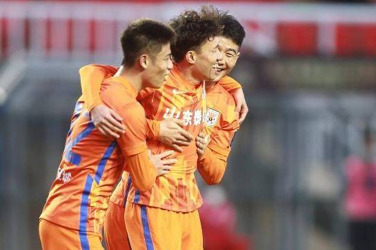 中足联筹备组确认 中超揭幕战将对球迷开放