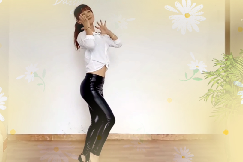 欢快的歌曲,诱人的美女,好看的广场舞,现代舞飞的更高