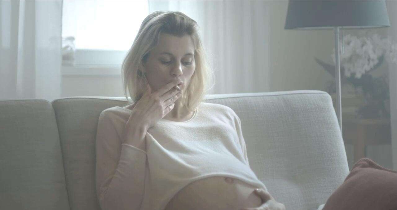 【宝宝】大多数孕妈没有意识到孕期抽烟对胎儿的影响有哪些？这几大危害
