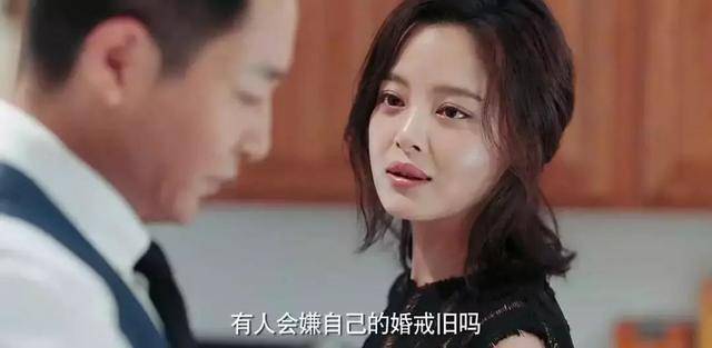 原创“看到前妻的朋友圈，我泪眼模糊”：中年夫妻离婚，吃亏的是男人