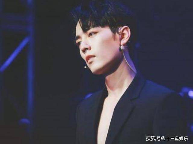 肖战是团员吗现在在干嘛，肖战以前在什么团担任什么？
