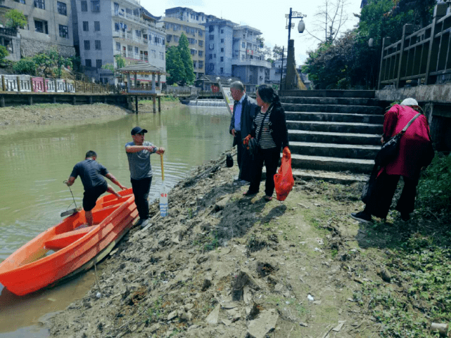 花垣乡镇人口_花垣小学