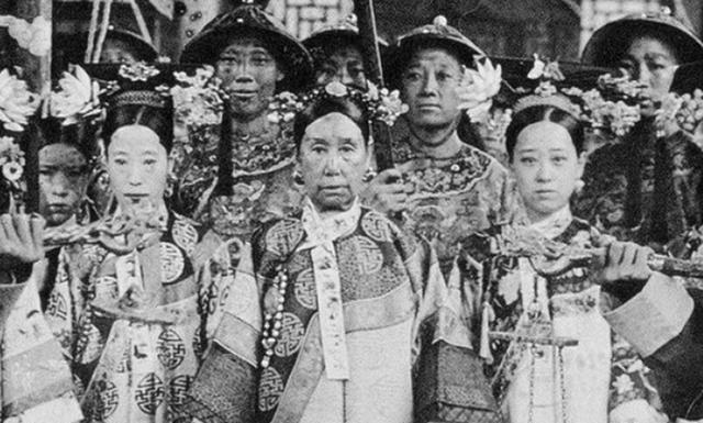清朝皇帝的电视剧大全 41b3878437a5438f93583c19549e3733.png