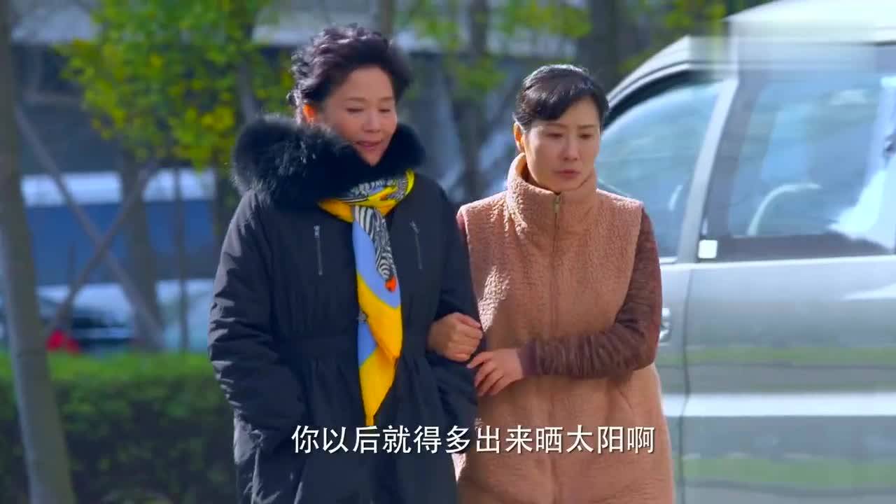 二胎时代何阿姨为给丁敏制造机会,故意不给陆妈吃降压药,真坏
