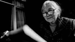 四川75岁老奶奶，坚持自考大学