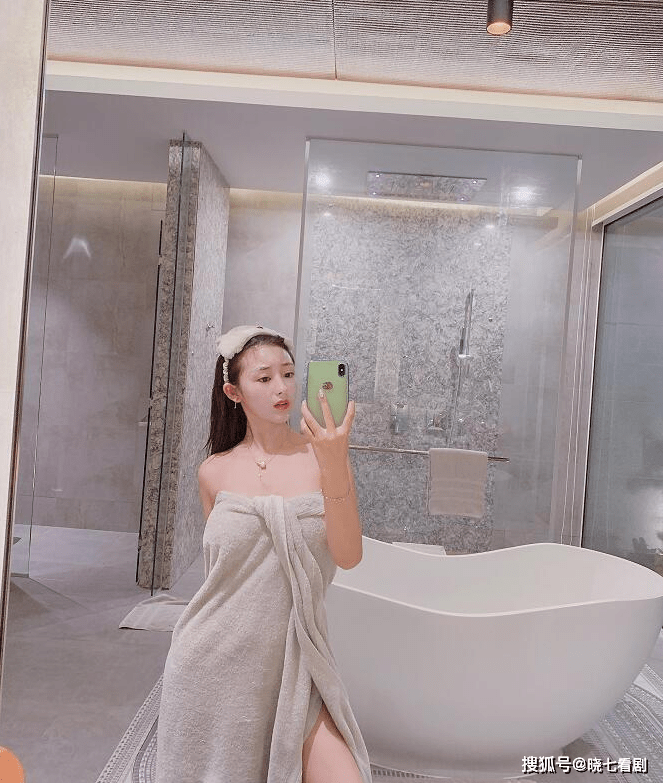 美女主播汤唯唯性感写真,汤唯唯高清生活照图片