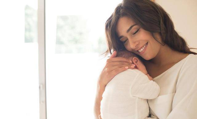 婴儿几个月才能长好看 e2a3d50a48e04408b5b6e1eb25dc5c0f.jpeg