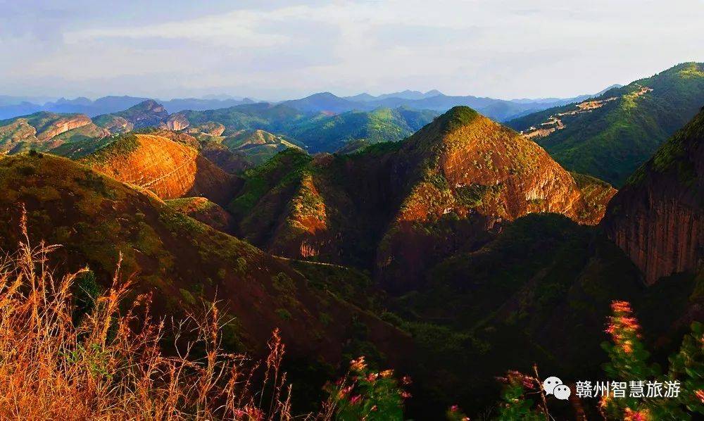 超刺激的会昌紫云山"空中玻璃漂流"加入赣州旅游年卡啦!