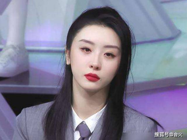 赵丽颖孩子干妈竟是20岁女星？自曝&quot;竞争上岗