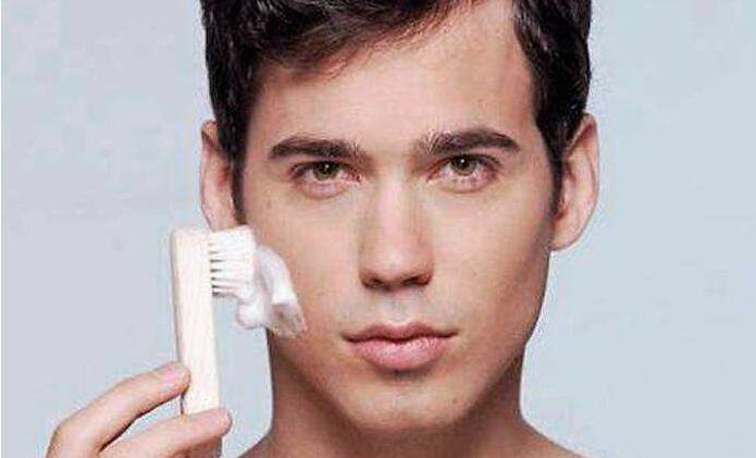 男生怎么化妆才像女的 370feeff16df4798b076f8a0c6b531a7.jpeg