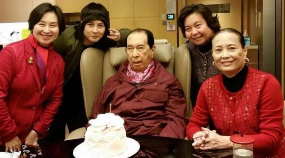 澳门赌王2亿天价医疗费续命普通的我们拿什么保命