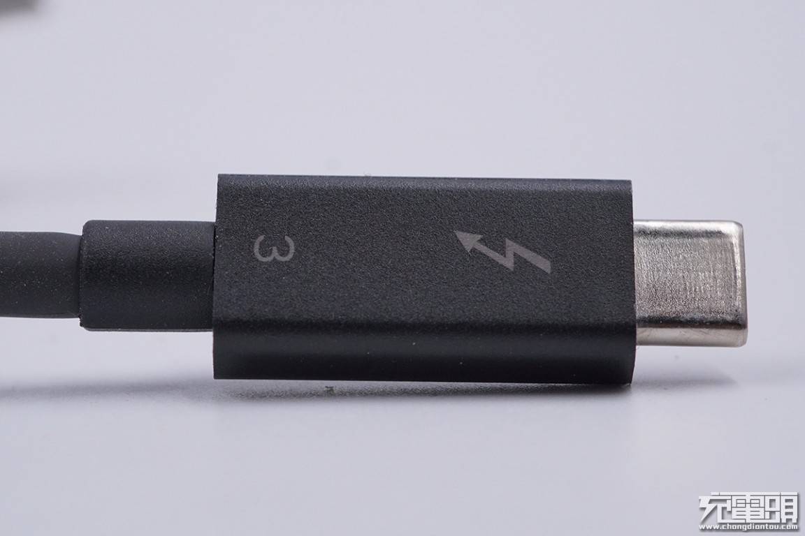 老雷电3数据线 4a5f7a3849274c258708ab45eee6be28.jpeg