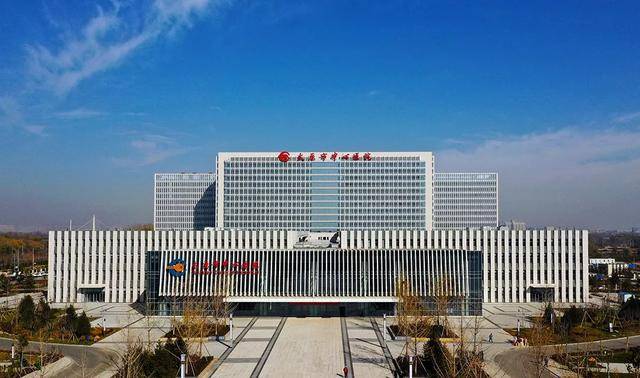 国内著名静脉曲张专家张矛教授莅临太原市中心医院汾东院区