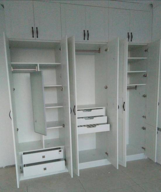 小房间衣柜设计内部结构 d8c4130a24fe4ad0a2c183397ee47635.jpeg