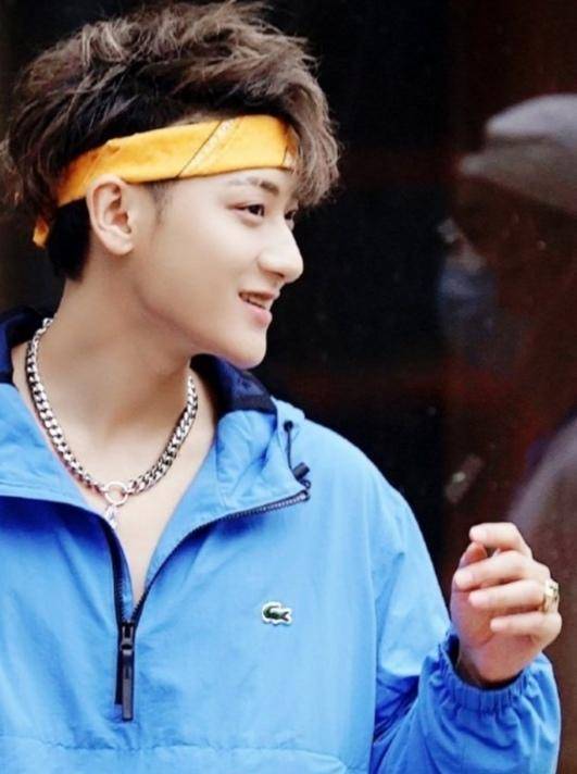 蓝小公子 436796a51f5d4e93a0012e11bb85a593.jpeg