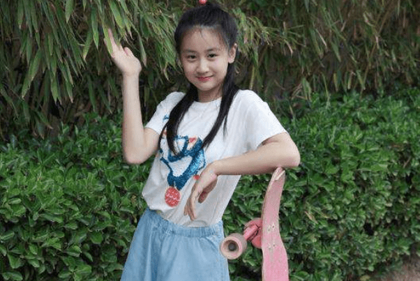 女孩怎么才能长到1米75 0d4b7cab815a45aaab21b3935ef2a0ed.png