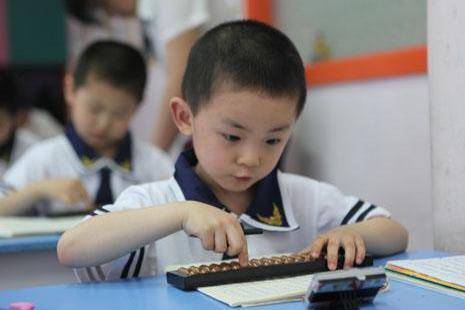 嘉蓓珠心算：15年专注全脑潜能开发，你了解什么是珠心算吗？