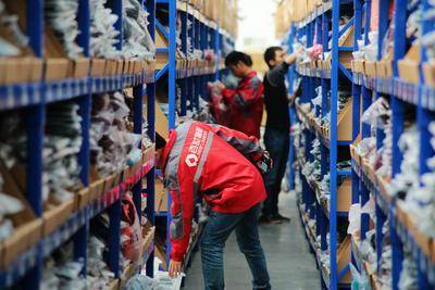 陷入困境的快递巨头：7年烧掉150亿，在四通一达中业绩垫底