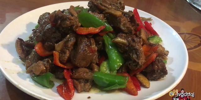 啤酒鸭做法加什么菜 aaed43ff6fea4e1fb902300019179ece.jpeg