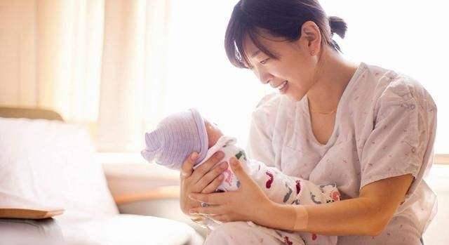 智力|妈妈做好了这件事，孩子智力发育往往会更好宝宝出生后6小时内