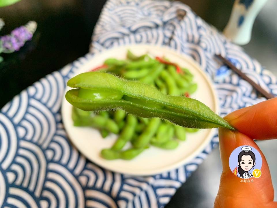 一个辣椒50块钱两个鸡蛋猜成语_看图猜成语(2)