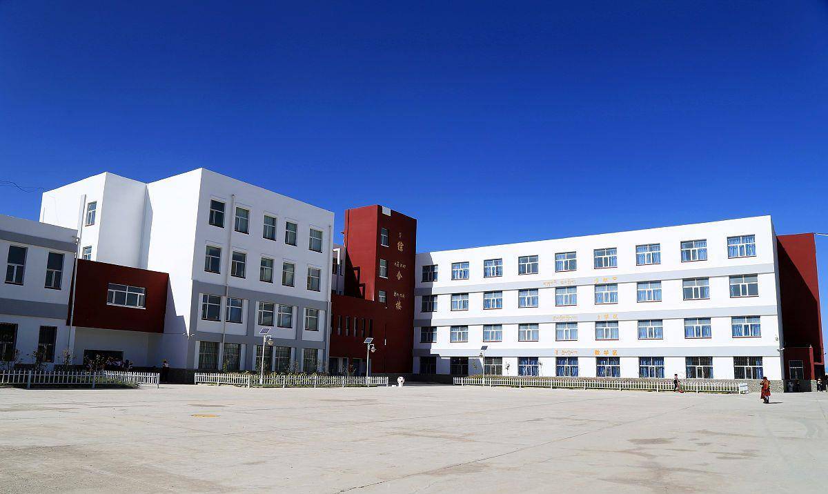 全球一半学生未开学，国内多数学生正常上课，反差太大了
