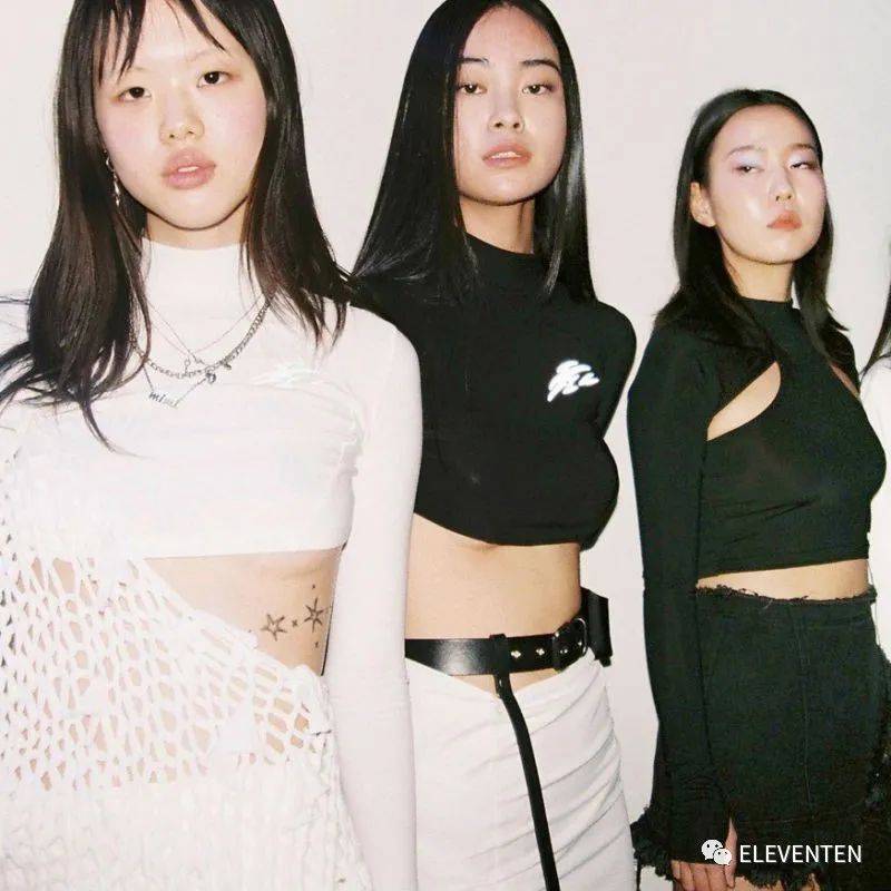 毕业于安特卫普皇家艺术学院的hyein seo，将黑暗与扭曲的美学渗透于服装当中
