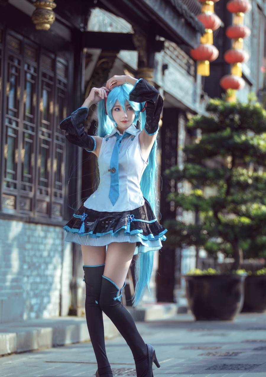 cosplay初音未来冰激灵宝宝