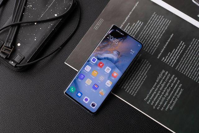 在影像实力和屏幕体验上,vivo x50 pro的表现是绝对不会让用户们失望