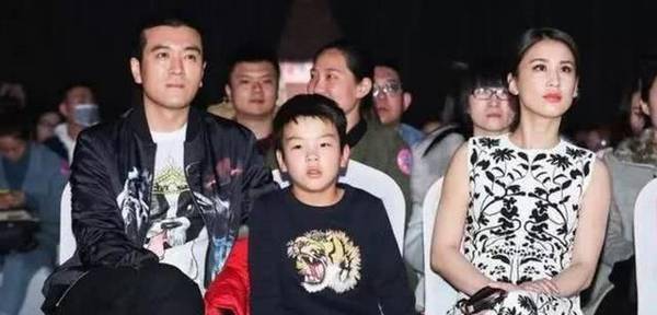 黄圣依为何能挤掉杨子前妻,安迪奶奶给出了答案
