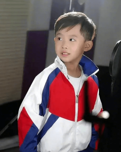 易烊千玺的电影小小的我在哪里拍的 41857b9318e042a1ab480f198199eca1.png