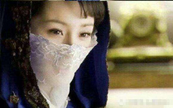 面纱▲她的最惊艳大气,女星古装戴面纱谁最美?唐嫣甜美清纯