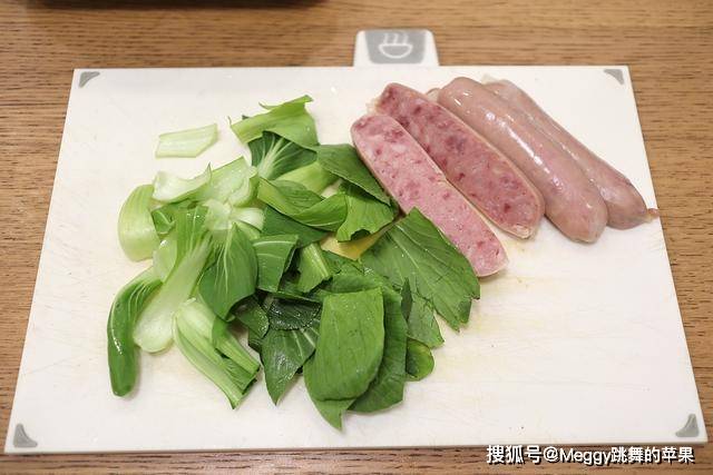 【三明治】有菜有肉有汤,吃饱喝足抹抹嘴,开心上班,10分钟搞定老公的早餐
