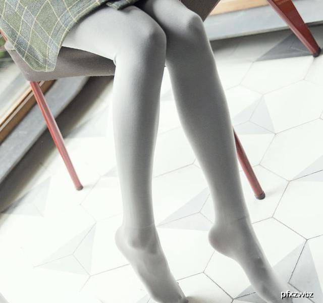 双层保暖打底裤袜 d389ce263d1541cea5f92e44b2d62d77.jpeg