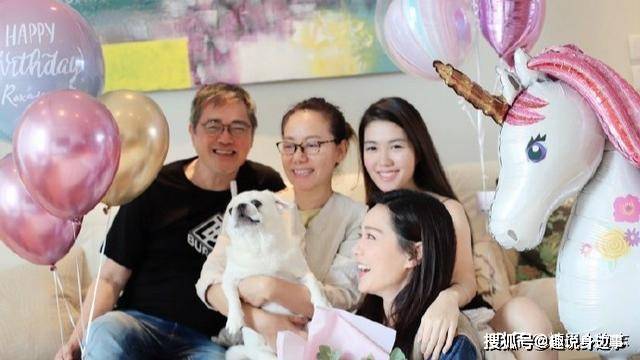 汤镇宗张丽霞婚纱照_张丽霞汤镇宗老婆(3)