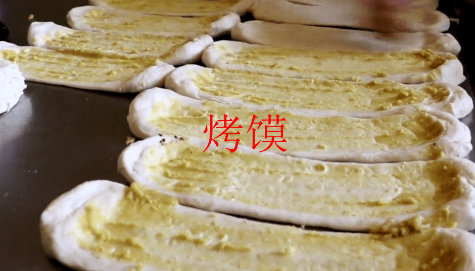 陕西夫妻卖夹馍生意火爆,一干就是30年,一天能卖掉5头