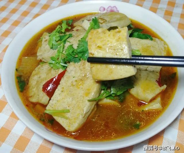 怎样做红豆腐好吃窍门 cc5e237ce5f94ecaa56dcd1e39c26583.jpeg