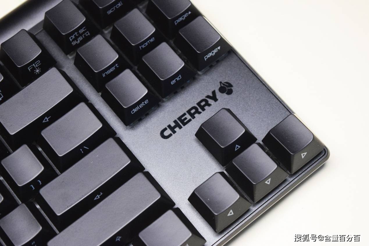 樱桃cherry mx8.0与mc 8.1军火箱键鼠套装体验点评