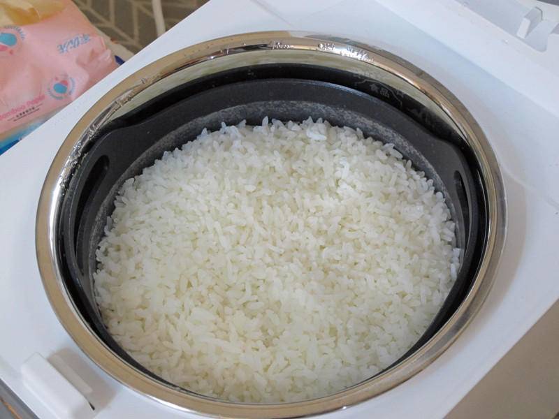 米饭怎么蒸q弹 97b70a6d4c114eb292fd9608495b59f9.jpeg