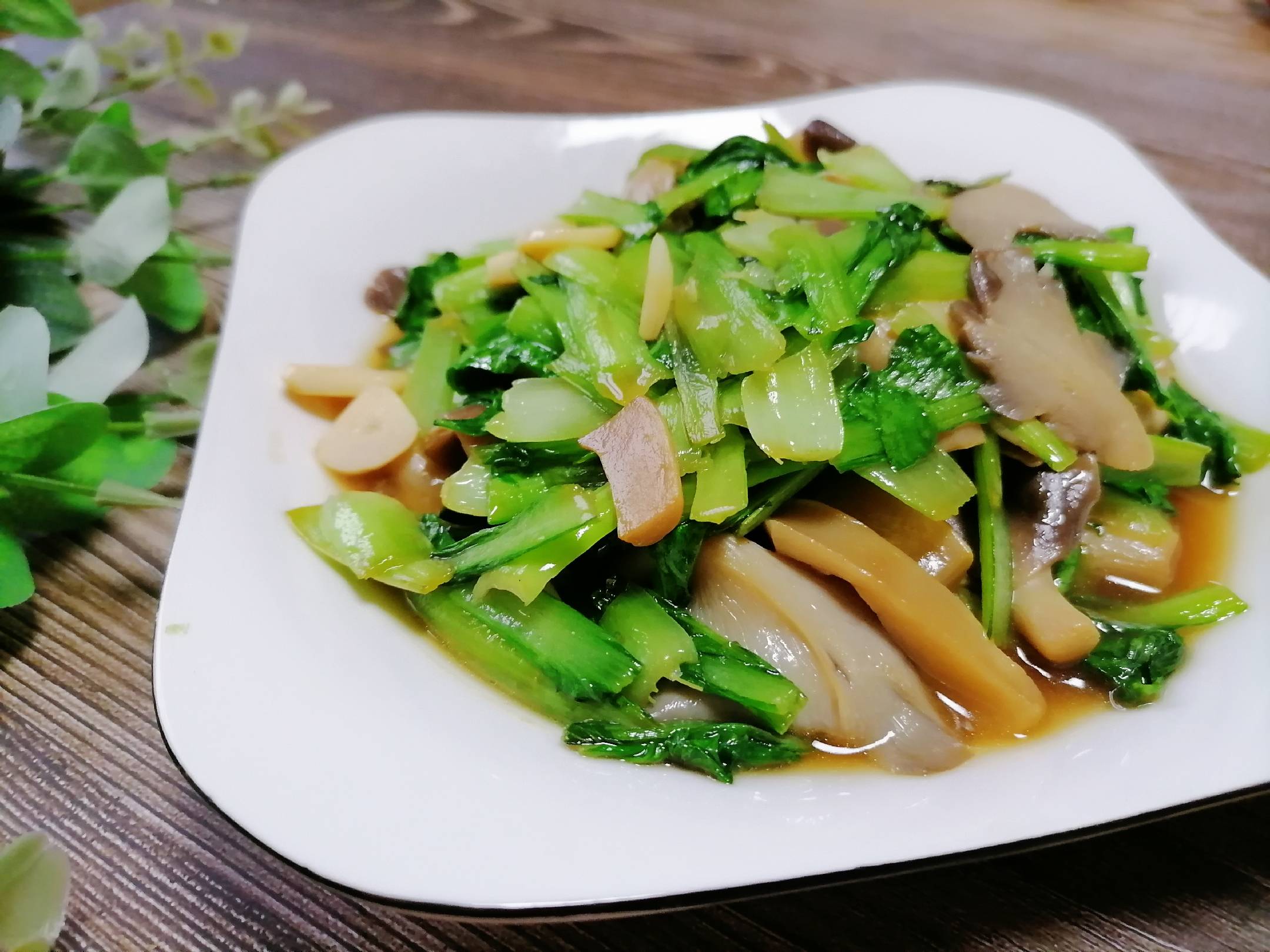 炒什么菜最有营养 f00073ff4e4e4075a87318bf1995b791.jpeg