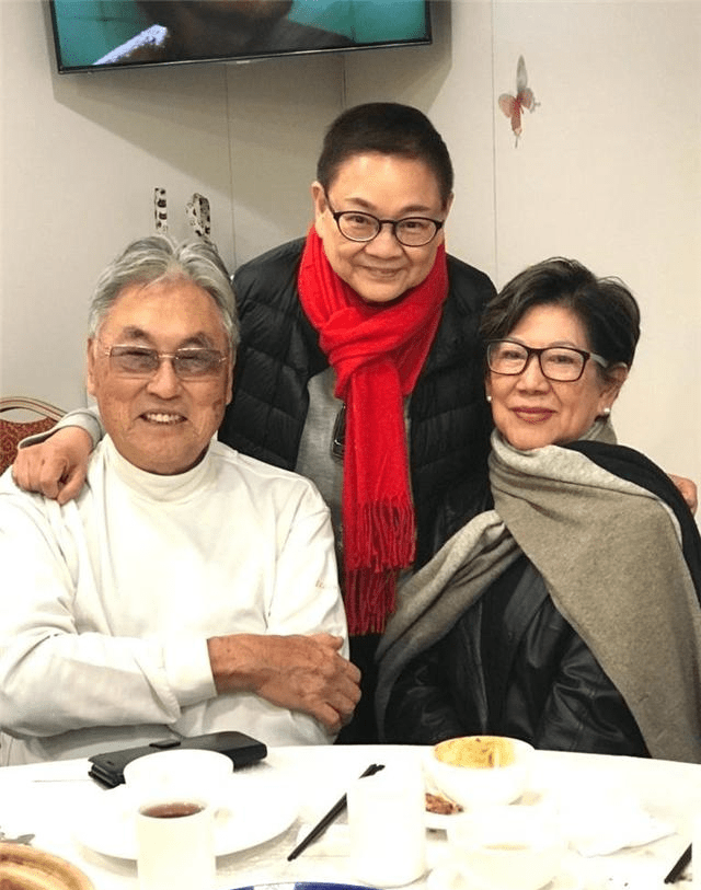 原创邵氏头牌女星,17岁遇人不淑,27岁嫁给"小演员",携手走过54年