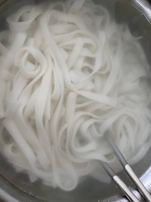 炒河粉需要先过水吗 3ecee8290e57439c9d5898884c54a90d.jpeg