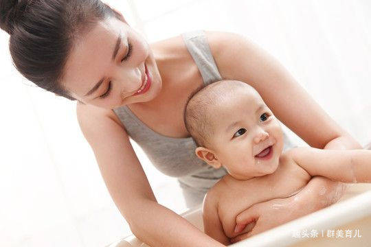 孩子|生出“牛奶娃娃”，吓坏爸爸，医生知道后笑了怀胎十月