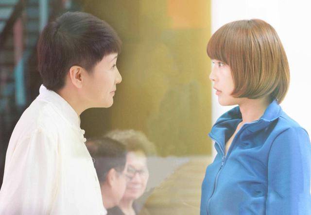 原创“帮女儿带孩子是我最错的选择”，老人含泪忠告：获得众人认同