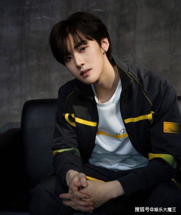 李熙凝否认恋情后，嘉羿恋情女主真正身份曝光