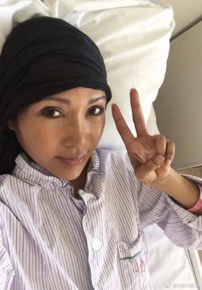 最美女明星皮肤溃烂手指发黑，放下性感包袱往