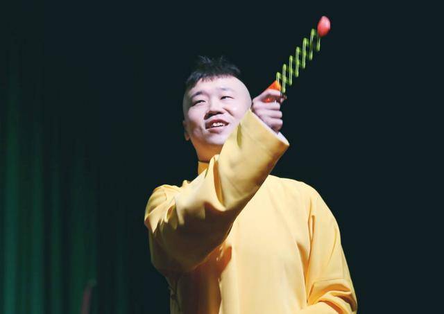 最受喜爱的十大综艺嘉宾，蔡徐坤垫底，周深第