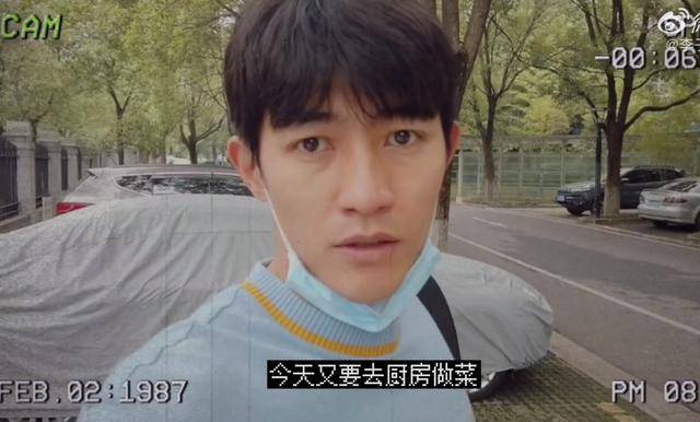 超级男模改行秀厨艺？与张亮同台走秀，用剁椒