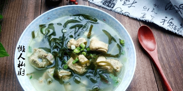 排骨汤怎么炖才好 a1ebd9412c40434e9347f5588ac79064.png